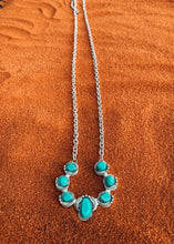Load image into Gallery viewer, Naja Chain Necklace
